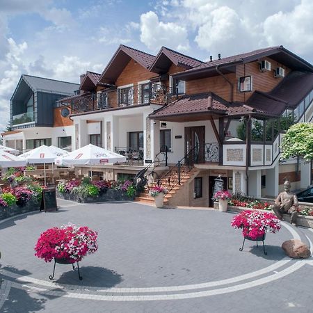 Gniecki Hotel & Restaurant - Hotel Hrubieszow Buitenkant foto