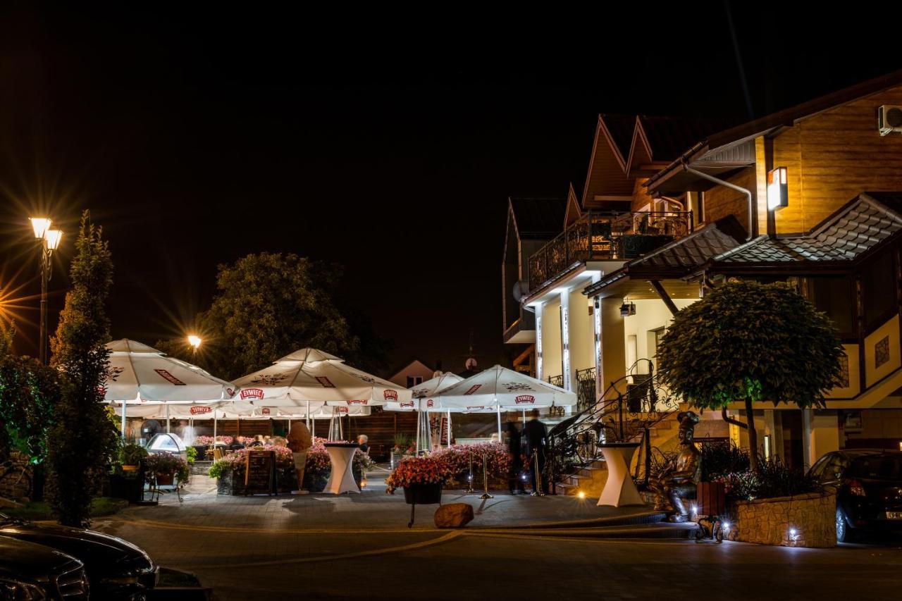 Gniecki Hotel & Restaurant - Hotel Hrubieszow Buitenkant foto
